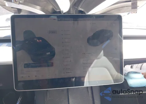 2024 Tesla Model Y Long Range Dual Motor All-Wheel Drive from USA, damaged, VIN 7SAYGDEE2RA235895